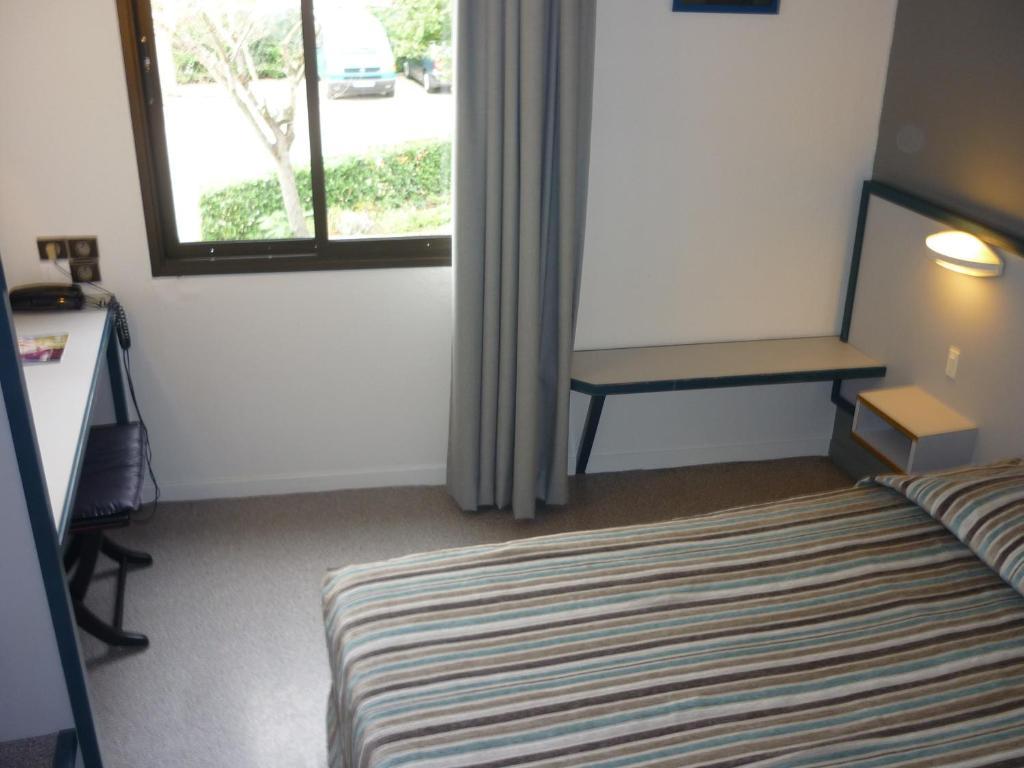 Hotel Entre 2 Mers Proche Bordeaux Carbon-Blanc Habitación foto